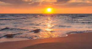 Wie bleibst du auch bei Hitze cool? Aosom hat erfrischende Tipps für dich!