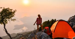 So wirst du zum Camping-Profi: Das sind die cleversten Camping-Tools 2022